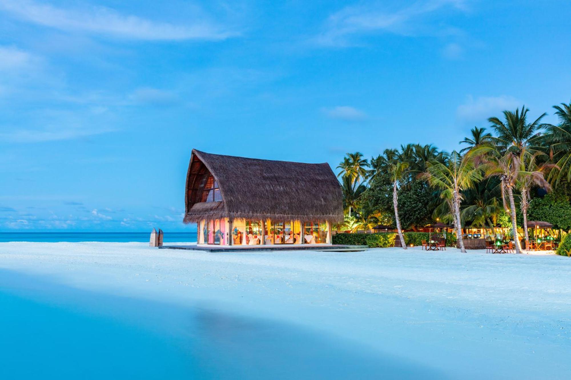 Angsana Velavaru In Hotel Dhaalu Atoll Екстериор снимка